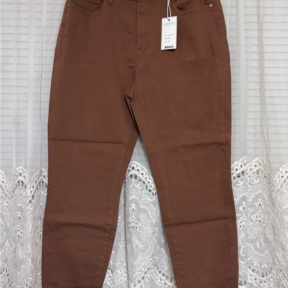 Judy Blue Brown Ankle & Cropped Jeans